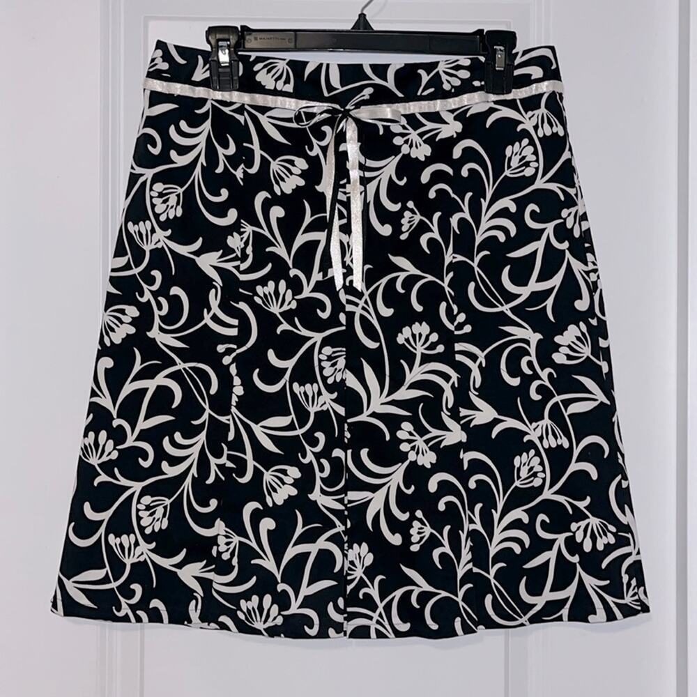 ⚡️ 3 for $30 ⚡️ New York City Design Co. Floral A-Line Skirt